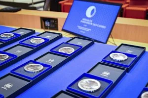 Guy Perrin, chercheur au LIRA, obtient la Médaille d'honneur des cadres du CNRS pour ses activités de directeur adjoint scientifique à l'INSU